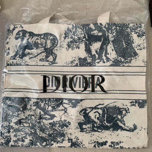 Dior Handbags - New Christian Dior tote bag
